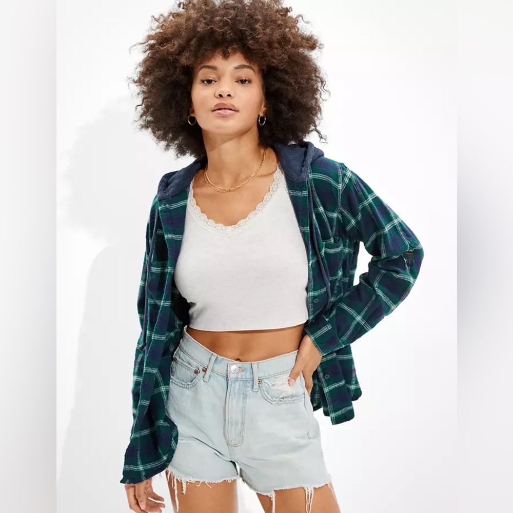 NWOT New AEO American Eagle Outfitters Cozy Cabin Oversized Hoodie Flannel L